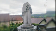 Savoie: «Stupéfaction et sidération» aux Échelles, où la statue de Béatrice de Savoie a été décapitée