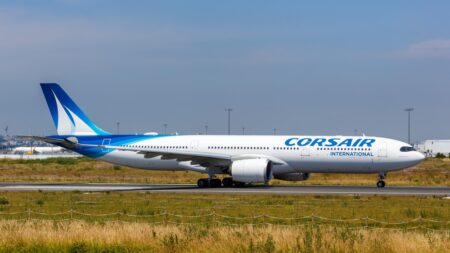Un Airbus A330 percute une passerelle de passagers à l’aéroport d’Orly