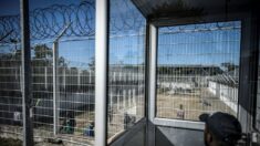 Onze évadés du centre de rétention de Vincennes: «Ils ont réussi à sauter d’une hauteur de six mètres avant d’escalader le dernier mur d’enceinte»