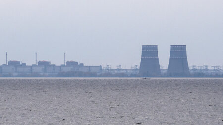 Ukraine: la centrale de Zaporijjia proche de «l’accident nucléaire», selon Kiev