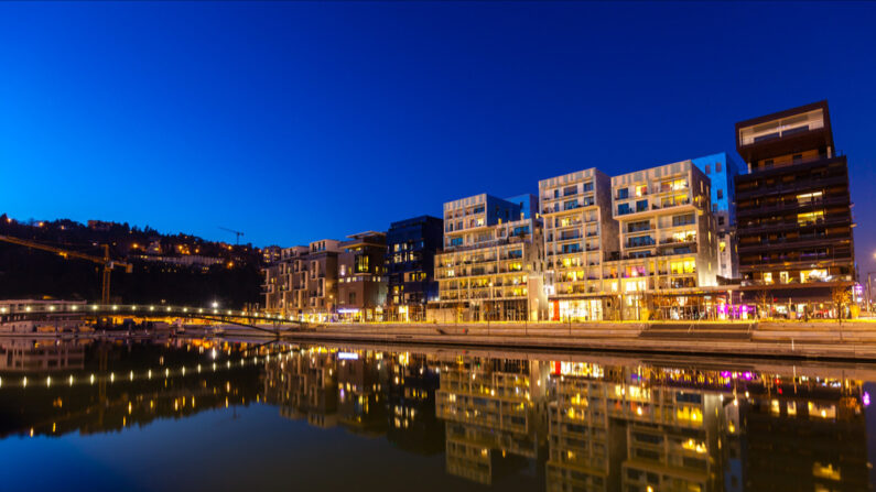 Le quartier de La Confluence, à Lyon. (Photo: dvoevnore/Shutterstock)