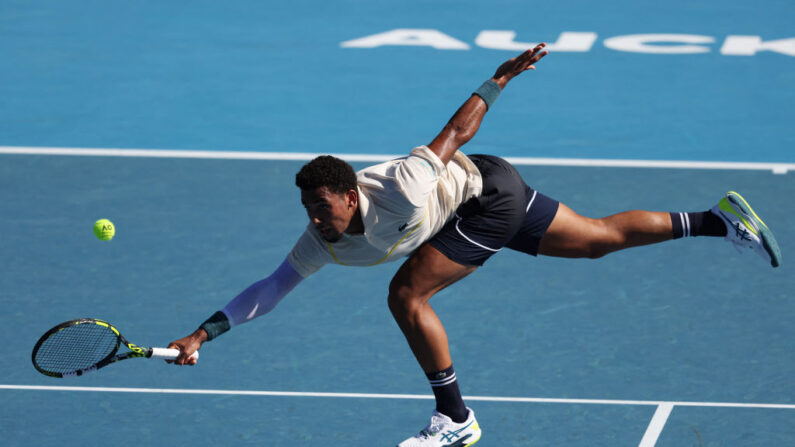 Arthur Fils, a été stoppé en demi-finales du tournoi ATP 250 d'Auckland (Nouvelle-Zélande) par le Chilien Alejandro Tabilo. (Photo : MICHAEL BRADLEY/AFP via Getty Images)