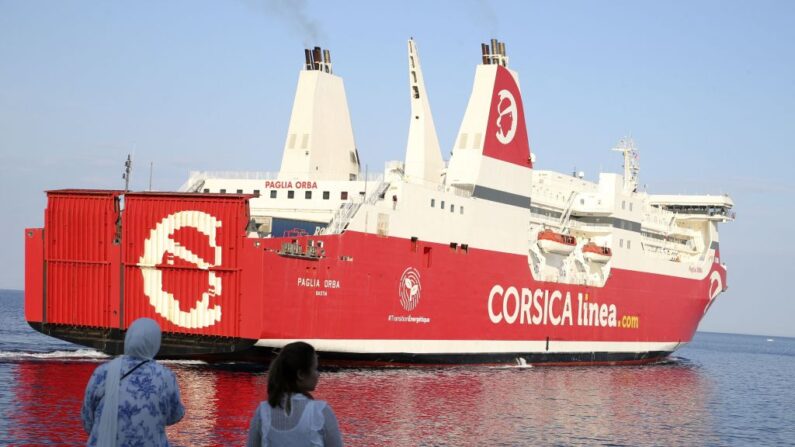 Un ferry Corsica Linea quitte le port de Bastia (PASCAL POCHARD-CASABIANCA/AFP via Getty Images)