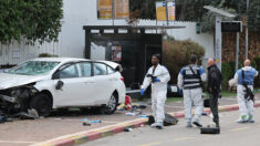 Israël: une femme tuée et au moins dix-sept blessés dans un attentat à la voiture bélier