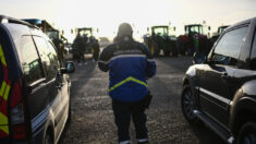 15.000 policiers et gendarmes mobilisés, les tracteurs en route pour le « siège de la capitale »