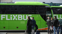 «Une femme a entendu des choses suspectes»: un car Flixbus immobilisé en Belgique par la police en raison d’un risque «terroriste»