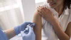 Vaccins Covid: une femme sur cinq risque de présenter des saignements abondants nécessitant une hospitalisation
