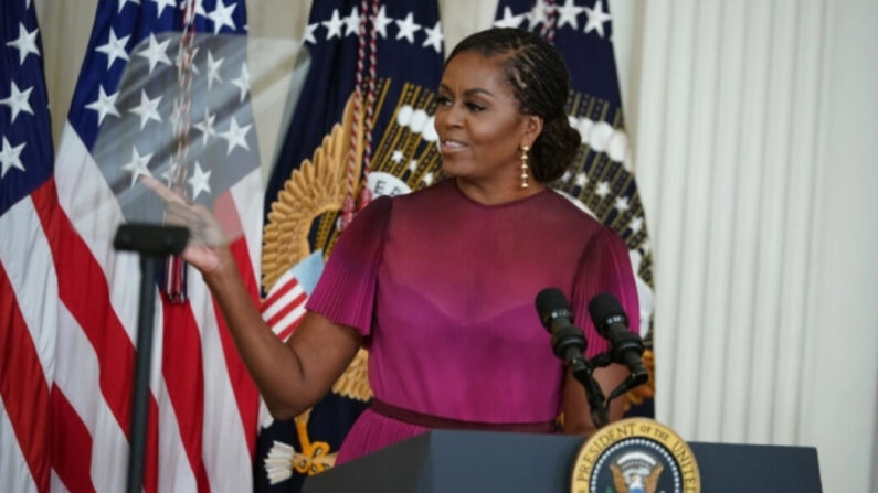 L'ancienne Première dame Michelle Obama lors de la cérémonie de dévoilement des portraits officiels de l'ancien président Barack Obama et d'elle-même à la Maison-Blanche, le 7 septembre 2022. (Mandel Ngan/AFP via Getty Images)