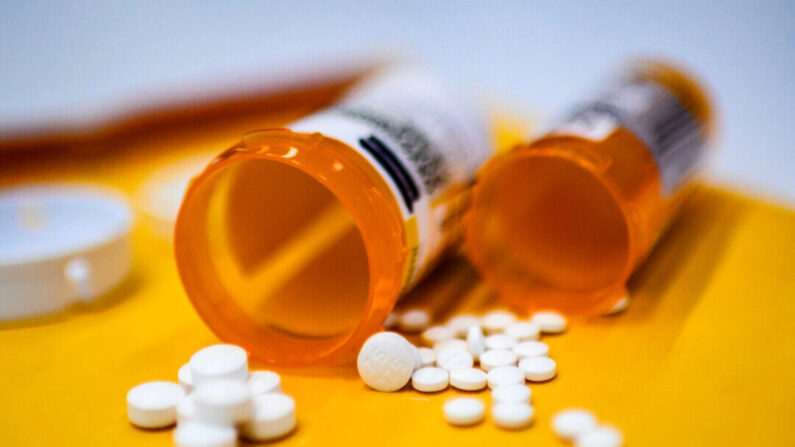 Comprimés d'oxycodone, un analgésique de la famille des opioïdes, délivré sur ordonnance. Photo prise le 18 septembre 2019. (Eric Baradata/AFP via Getty Images)