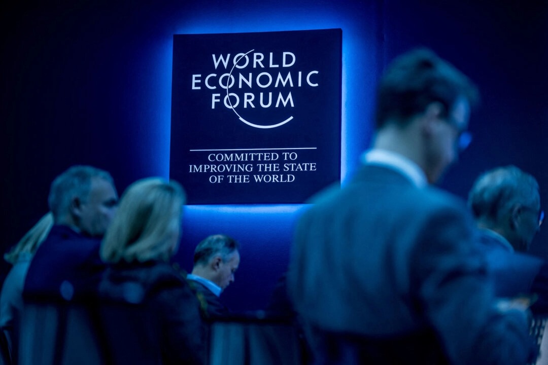 Davos, les dictateurs et où résident les vraies « menaces pour notre démocratie »