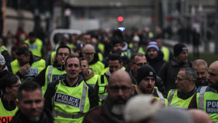 Manifestations de centaines de policiers municipaux dans toute la France pour ne plus être considérés comme « une sous-police »