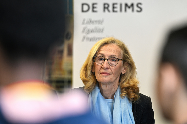 La ministre de l'Éducation nationale et de la Jeunesse, Nicole Belloubet, au lycée Robert Schuman de Reims le 12 février 2024. (Photo FRANCOIS NASCIMBENI/AFP via Getty Images)
