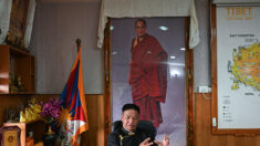 Pékin « oppresse » les Tibétains « comme un python », selon leur chef politique en exil