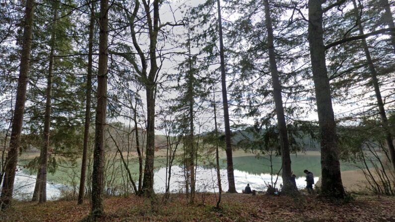 C'est dans le lac de Saint-Adré à Fabas (Haute-Garonne) que la macabre découverte a été faite après une semaine de recherches. (Capture d'écran/Google Maps)