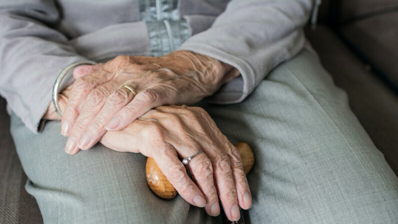 La femme de 91 ans lui avait demandé de réaliser des travaux dans son domicile. (Photo: sabinevanerp/Pixabay)