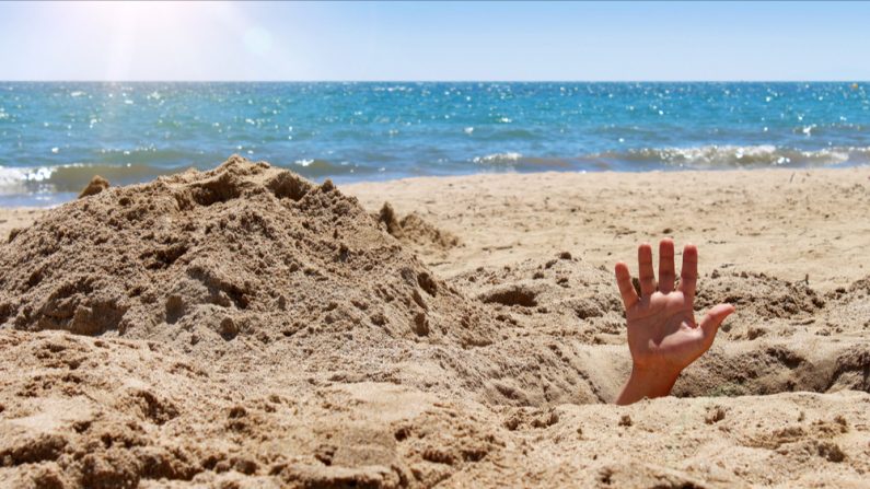 Le trou faisait presque 2 mètres de profondeur. (Photo: siebenla/Shutterstock)