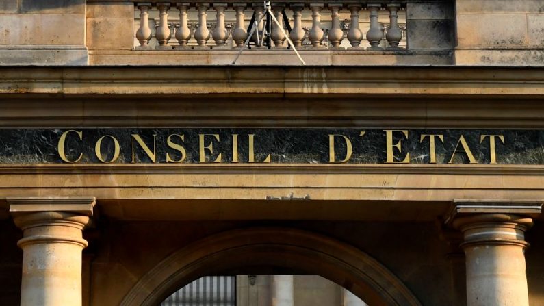 L'entrée du Conseil d'État sur la place du Palais Royal à Paris (BERTRAND GUAY/AFP via Getty Images)