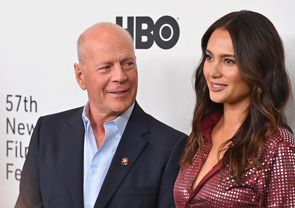 L'acteur américain Bruce Willis et sa femme Emma Heming Willis .   (ANGELA WEISS/AFP via Getty Images)