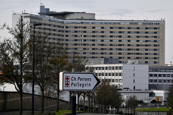 Vue générale du centre hospitalier universitaire (CHU) Pellegrin à Bordeaux.  (GEORGES GOBET/AFP via Getty Images)