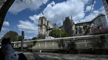Paris: rénovation des abords de Notre-Dame de 2025 à 2028