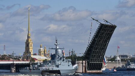 L’Ukraine annonce la destruction d’un navire de guerre russe en mer Noire