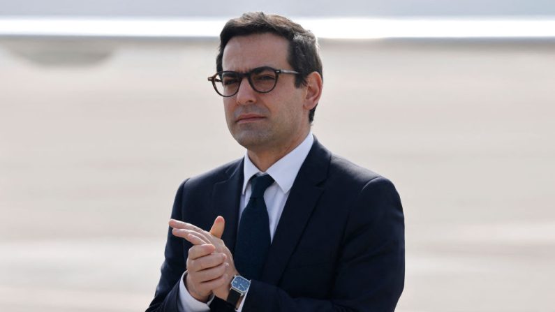 Le ministre des Affaires étrangères Stéphane Séjourné, le 25 janvier 2024. (Photo LUDOVIC MARIN/POOL/AFP via Getty Images)