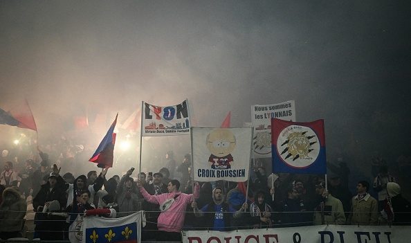 Incidents au stade à Marseille: prison ferme pour deux supporters lyonnais accusés de racisme