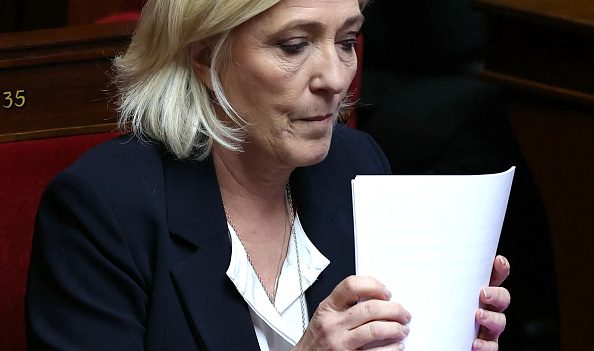 Affaire des assistants d’eurodéputés FN : Marine Le Pen jugée à partir du 30 septembre