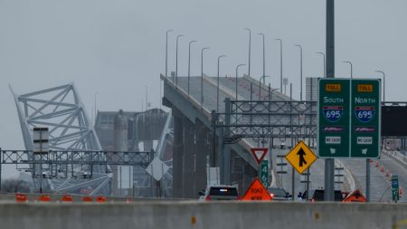 Pont effondré à Baltimore: les corps de deux des six ouvriers ont été retrouvés
