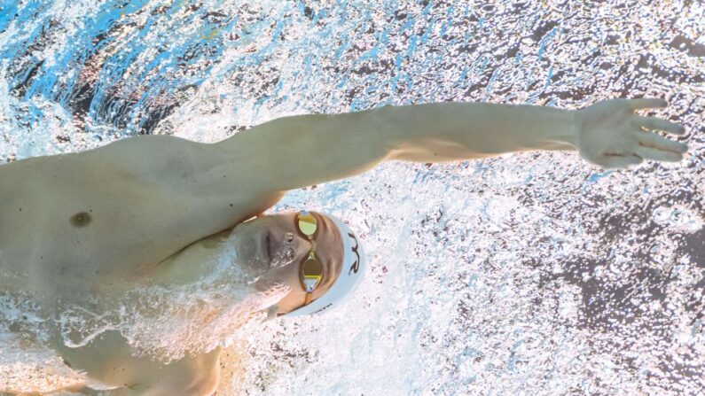 Le nageur star Léon Marchand a remporté le 400 yards quatre nages du championnat universitaire PAC-12 à Federal Way (Etat de Washington, Etats-Unis) vendredi. (Photo :  FRANCOIS-XAVIER MARIT/AFP via Getty Images)