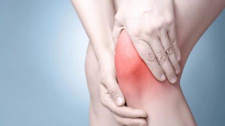 3 comportements qui nuisent aux genoux, 5 conseils pour préserver les articulations du genou et soulager la douleur