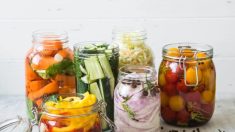 Fermentation : guide du débutant pour la fermentation des légumes à la maison