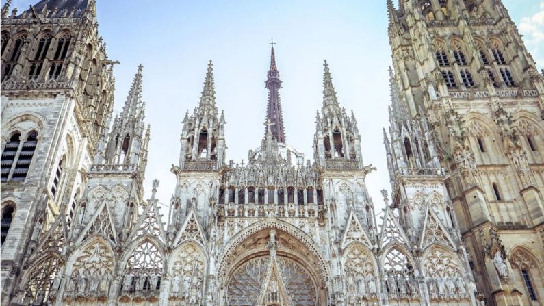 Un sensationnel spectacle son et lumière se déroule cet été à la cathédrale de Rouen, en France. (Dreamstime/TNS)