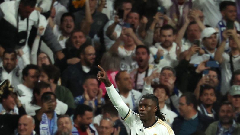 Eduardo Camavinga et Aurélien Tchouaméni ont été décisifs chacun à leur manière avec le Real Madrid contre Manchester City mardi soir en quart de finale aller de Ligue des champions.(Photo : PIERRE-PHILIPPE MARCOU/AFP via Getty Images)