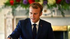 Livres d’occasion: Emmanuel Macron annonce une contribution pour « protéger le prix unique » du neuf