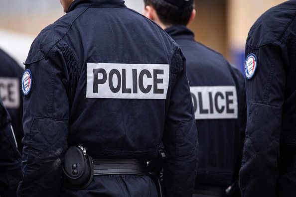Attaque d'un fourgon pénitentiaire dans l'Eure: au moins deux agents tués