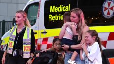 Sydney: les images terribles d’une attaque au couteau qui a fait au moins cinq morts