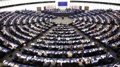Que contient le Pacte asile et migration qui doit être voté au Parlement européen ?