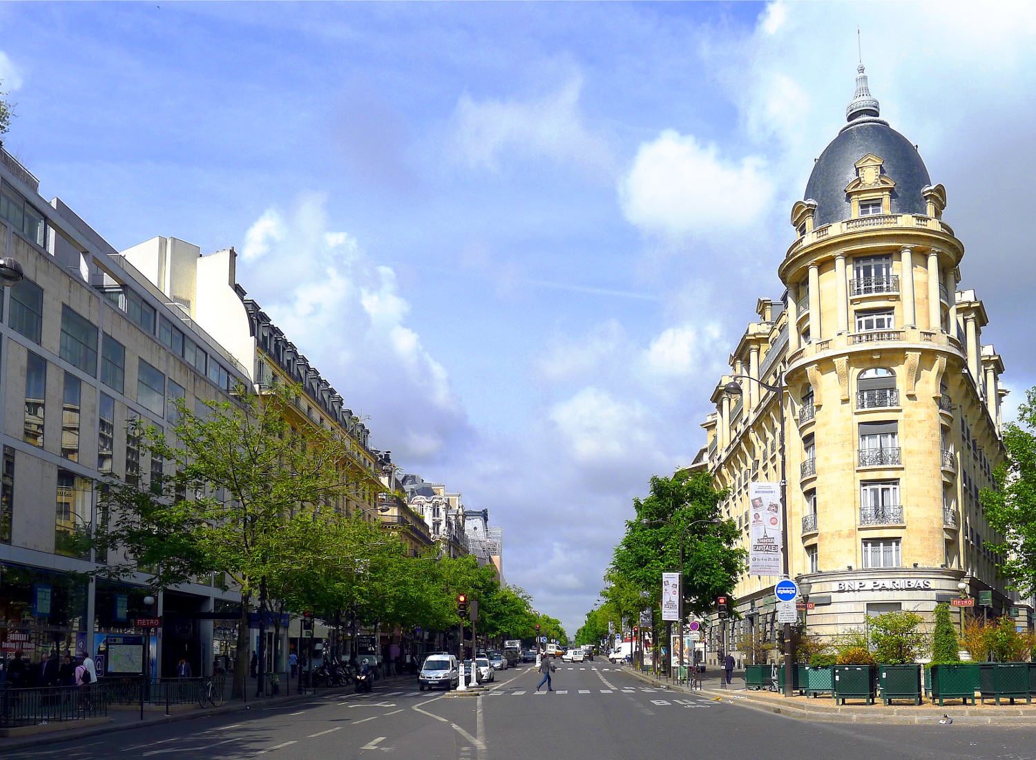 Un incendie s'est déclaré cette nuit à Paris, dans le IIe arrondissement, faisant au moins trois morts