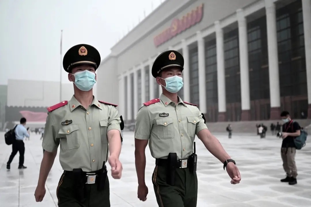 Rapatriement de 12.000 personnes en Chine dans le cadre des opérations "Fox Hunt" et "Sky Net" du PCC