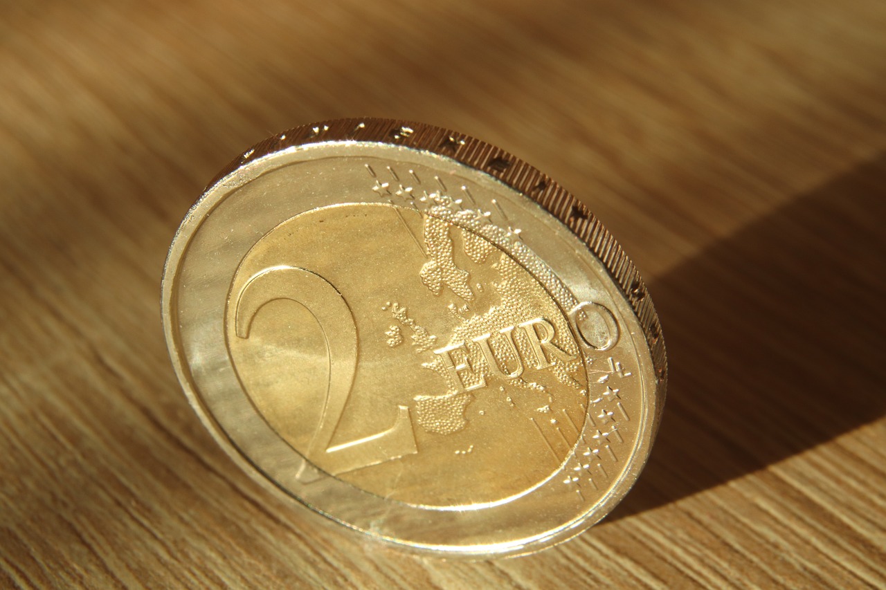 JO-2024: des enseignants s'interrogent sur l'intérêt pédagogique des pièces souvenirs de 2 euros