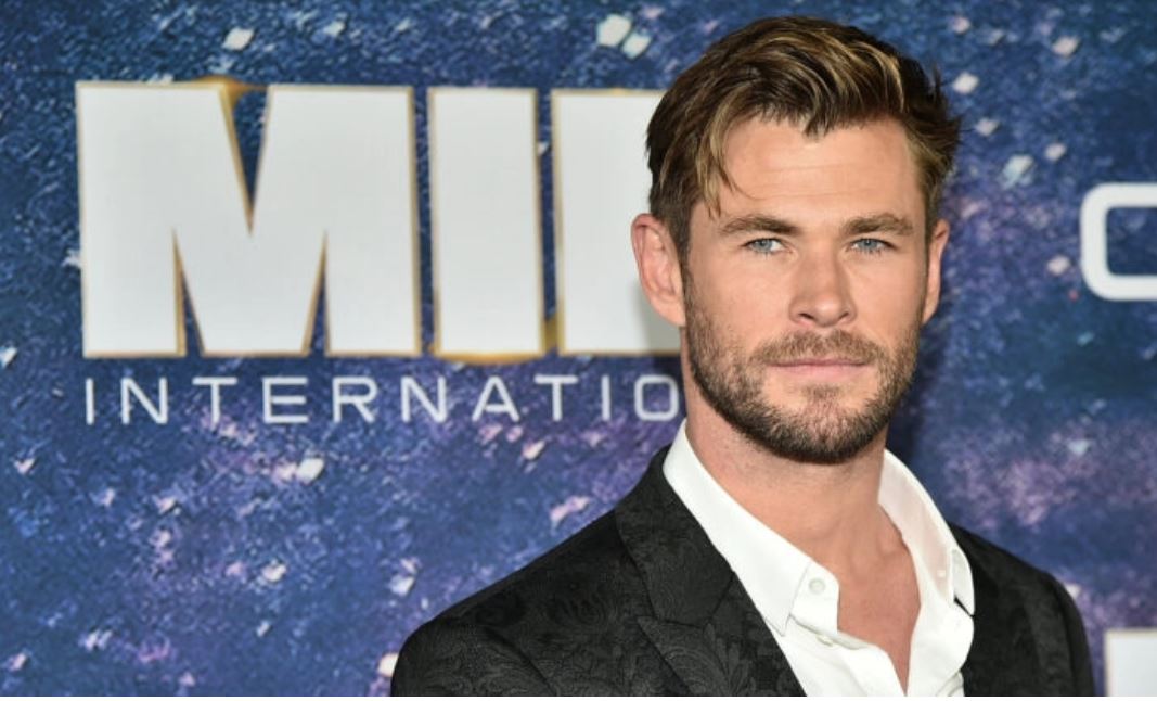 Chris Hemsworth réfute les rumeurs selon lesquelles il abandonnerait le métier d'acteur en raison de la maladie d'Alzheimer