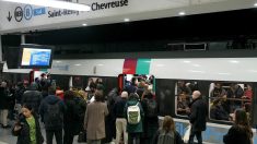 Grève pour les primes JO-2024: mardi difficile sur les RER et trains de banlieue