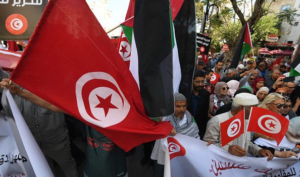 Tunisie : « arrestation musclée d’une avocate interrompt un direct de France 24 »