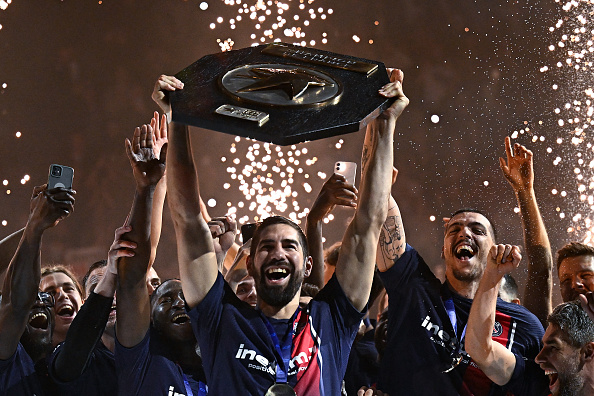 Handball : le PSG fête son dixième titre et Nikola Karabatic