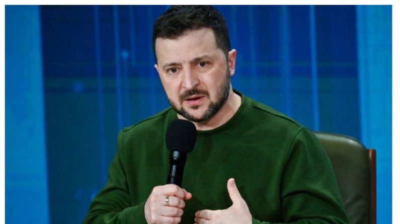« Nous voyons une augmentation du nombre des Nord-Coréens (près du front) mais pas d'augmentation de la réaction de nos partenaires », s'est désolé Volodymyr Zelensky. (Sergei Supinsky/AFP via Getty Images)