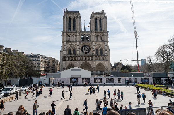 Réouverture de Notre-Dame de Paris : des désaccords entre Emmanuel Macron et l'archevêché