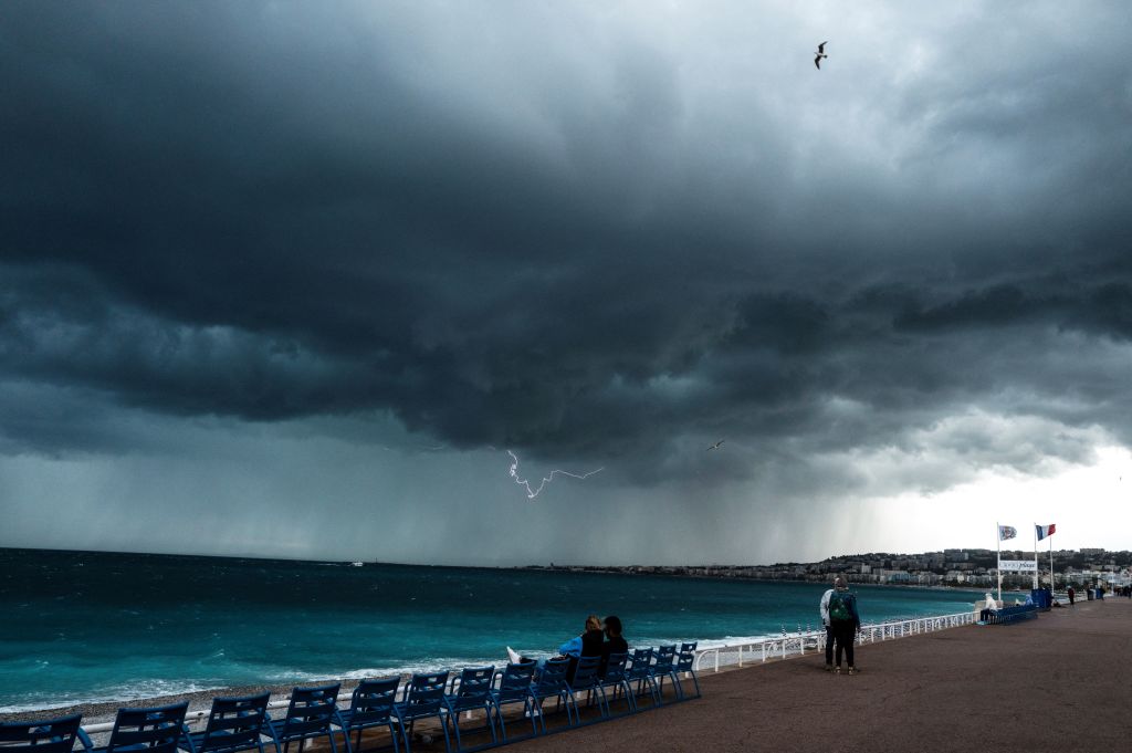 Orages : dix départements du centre-est placés en vigilance orange