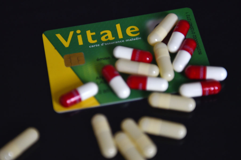 Tiers-payant : la présentation de la carte Vitale devient obligatoire, annonce l'Assurance maladie