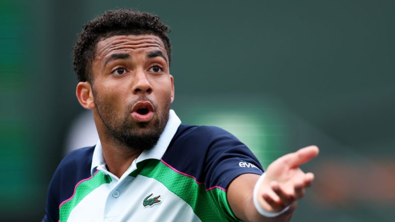 "Je sais que j'ai fait un super tournoi", a analysé, malgré la frustration de la défaite, le Français Arthur Fils, battu jeudi par le Russe Daniil Medvedev en quart de finale du Masters 1000 d'Indian Wells (Californie, Etats-Unis). (Photo : Clive Brunskill/Getty Images)